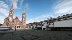 Megérkezett az óriáskerék a Dóm térre, azt is tudni mikor indul +fotók +videó