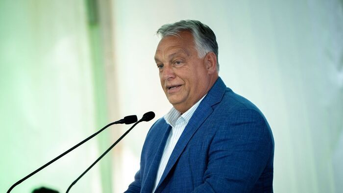 A beszéd írás megvár, egyelőre kormányzás van +videó