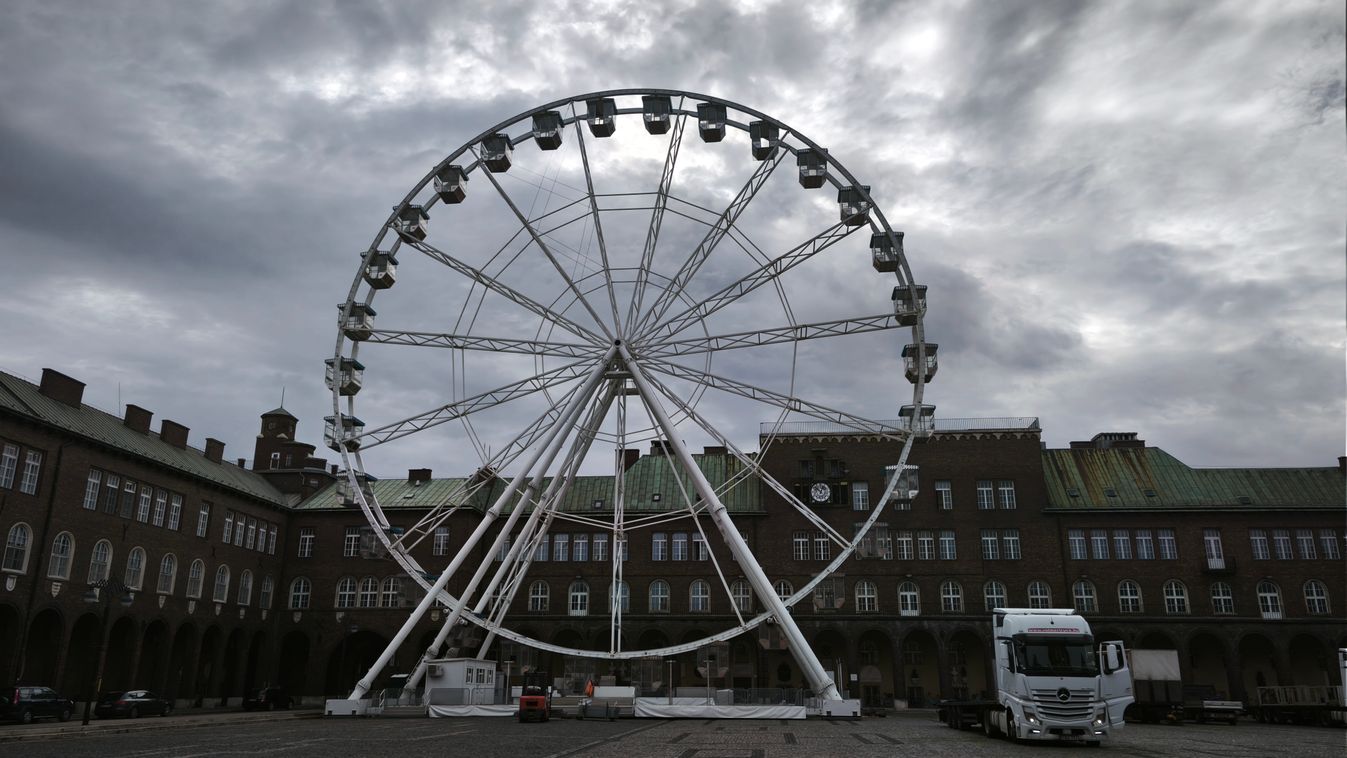 Már forog az óriáskerék a Dóm téren +fotók +videó