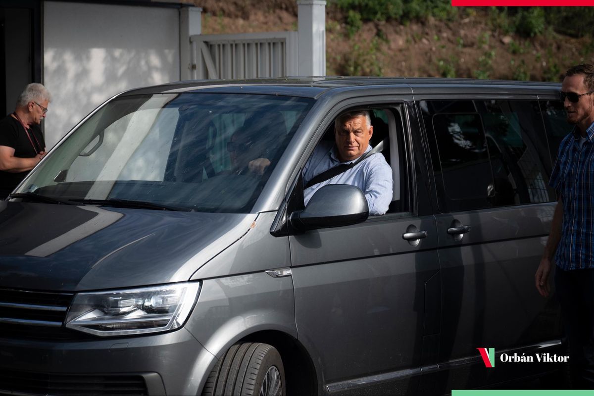 Orbán Viktor bejegyzésében bírálta a Tisza Párt lehetséges gazdaságpolitikai irányait. (Fotó: Orbán Viktor/Facebook)