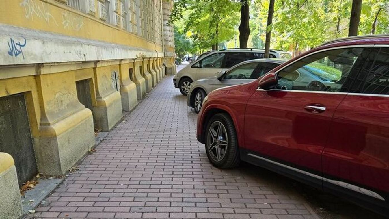 Újra felháborodást keltett egy parkolási szokás Szegeden +fotók
