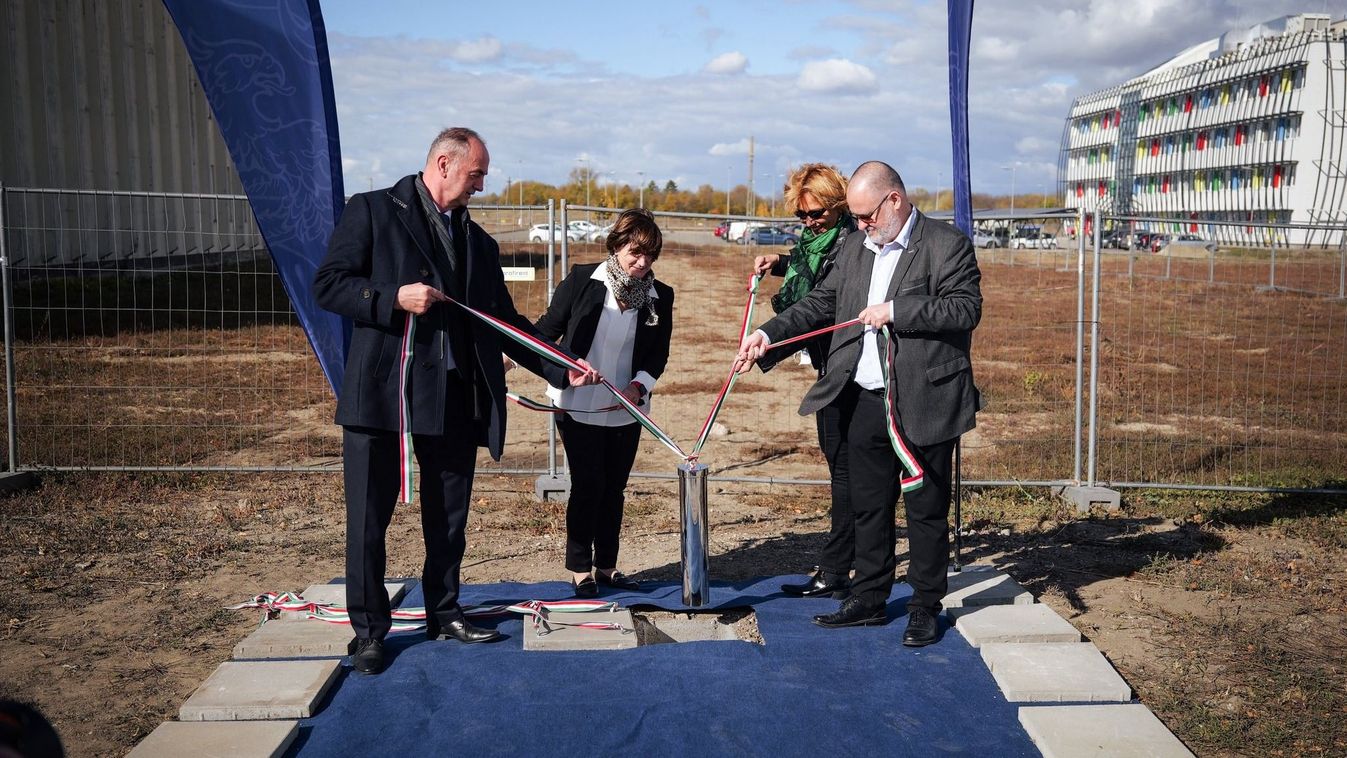 Jövőbe mutató fejlesztés indul a szegedi egyetem mellett