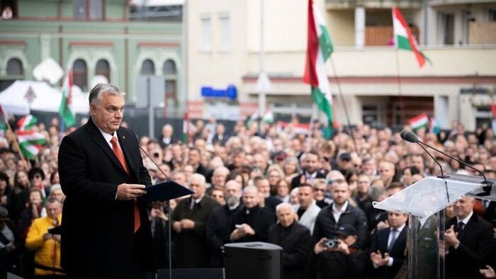 A Kossuth téren mond ünnepi beszédet a miniszterelnök +élő videó