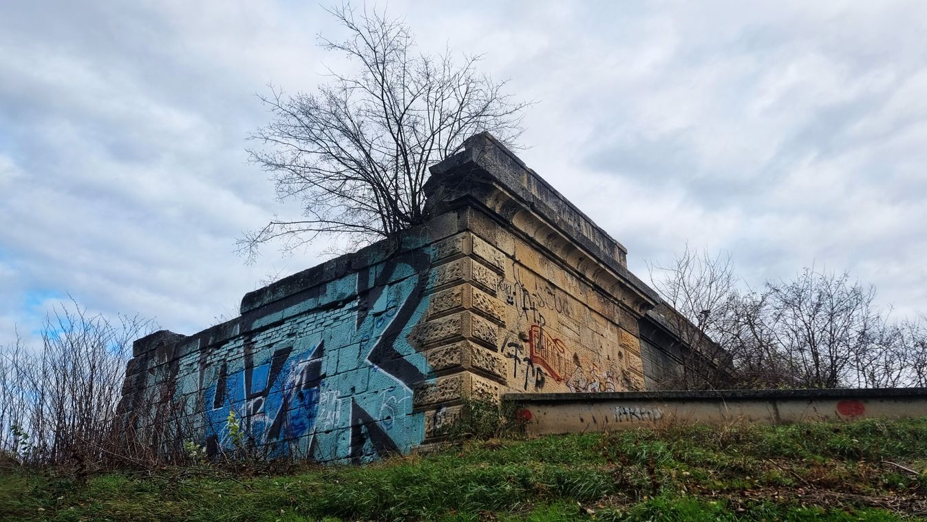 Romok közt a múlt: így néz ki ma a régi szegedi vasúti híd +fotók