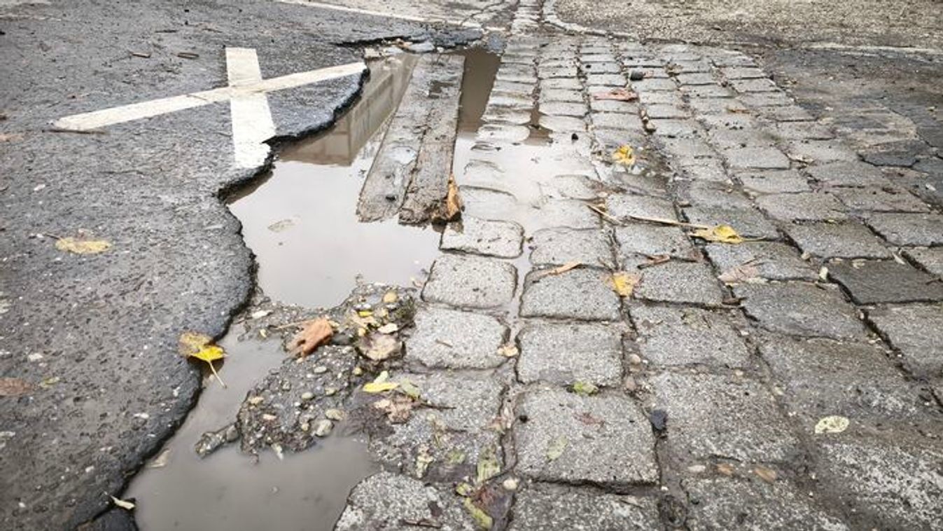 Botrányos a helyzet a Bécsi körúton, a lakóknak kellett lépni +fotók +videó