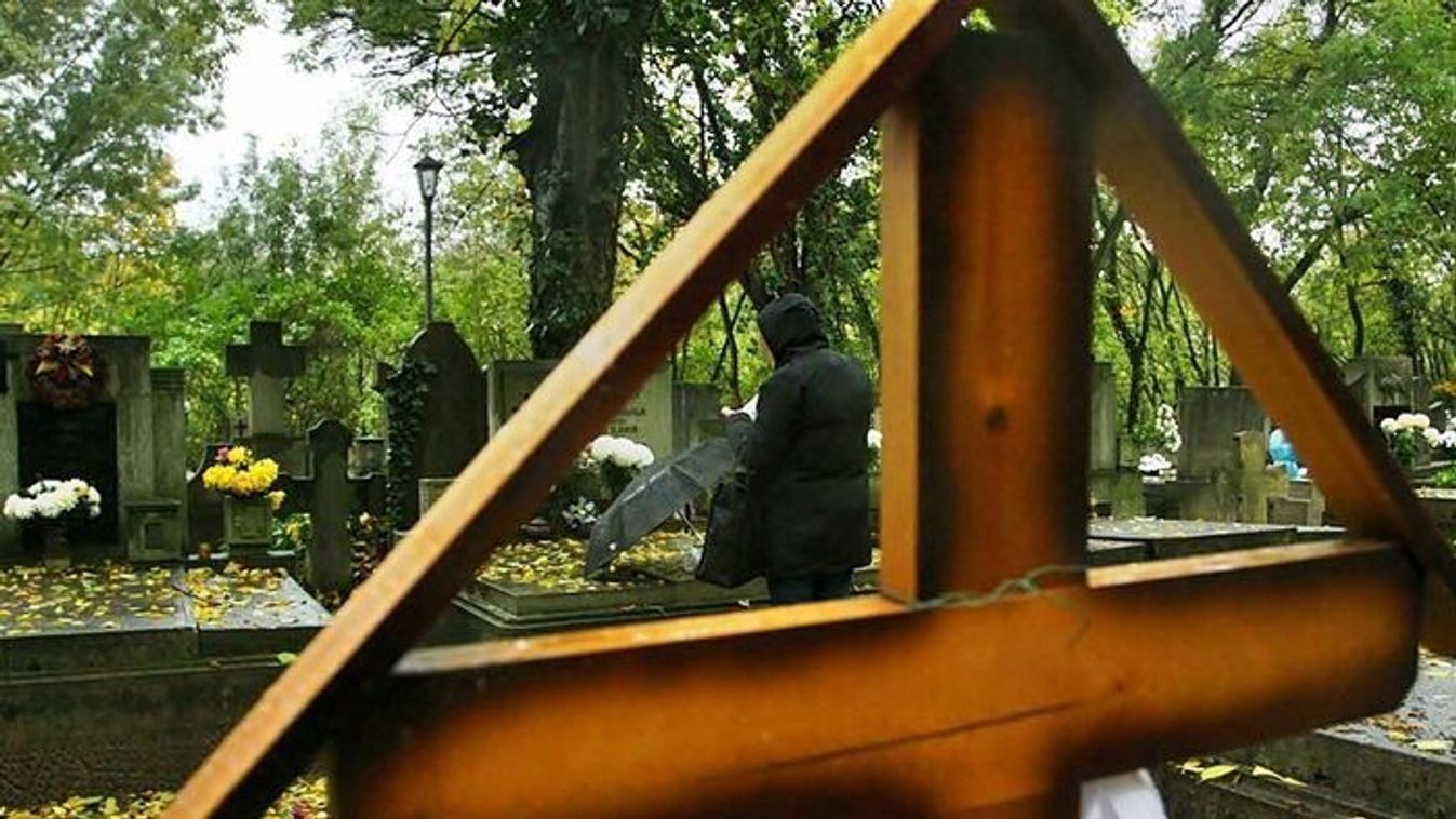 Mennyibe kerül az örök nyugalom? Ezt kell tudnod a sírmegváltásról Szegeden