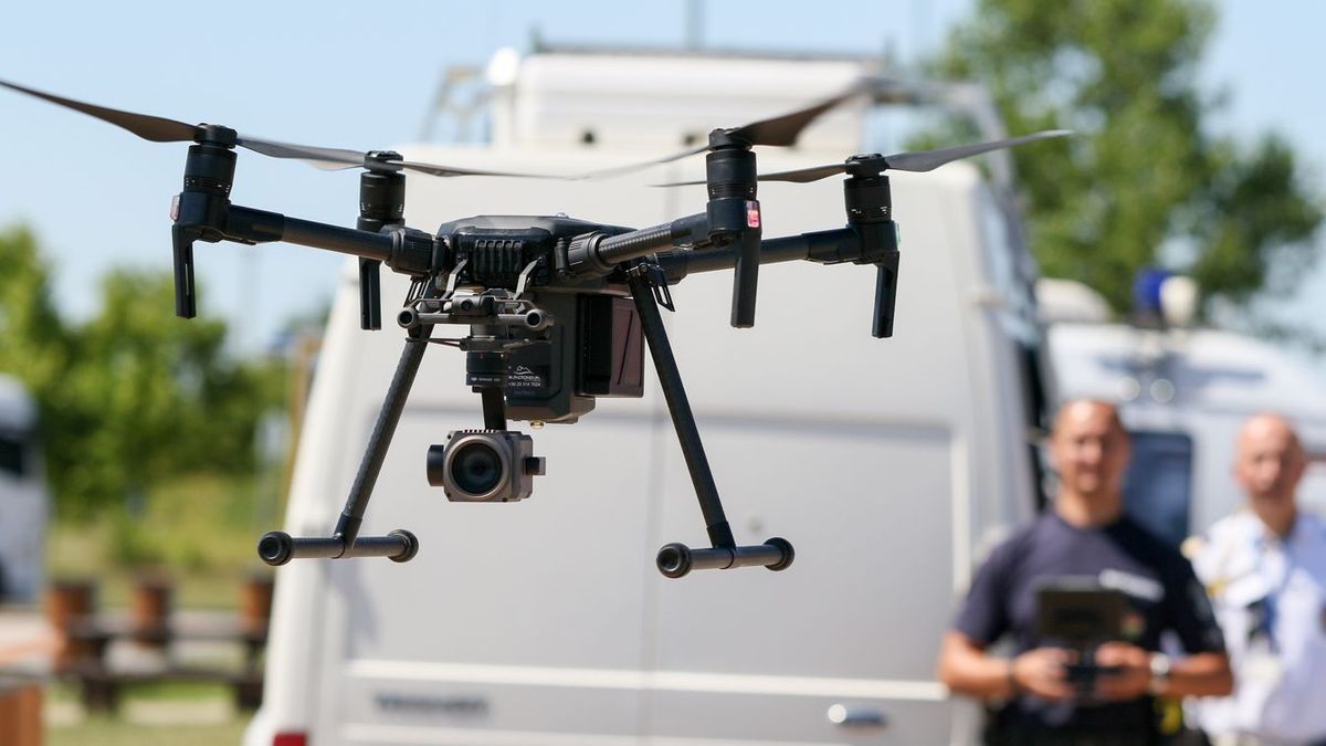 Drón figyelte a zebrákat Szegeden