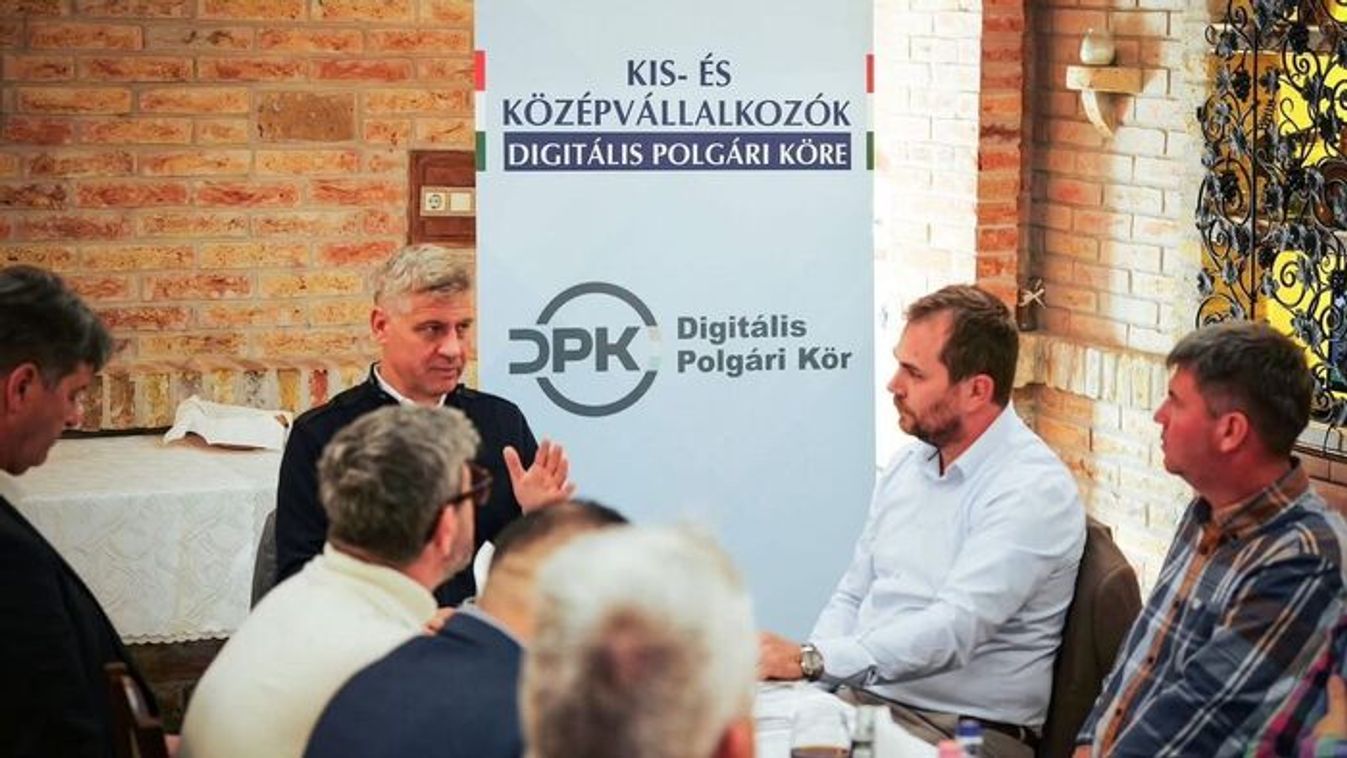 A szegedi vállalkozókkal egyeztettek, a cél helyi gazdaság támogatása