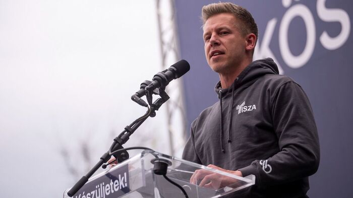 A Tiszánál a káosz az úr, Magyar Péterék össze-vissza hazudoznak