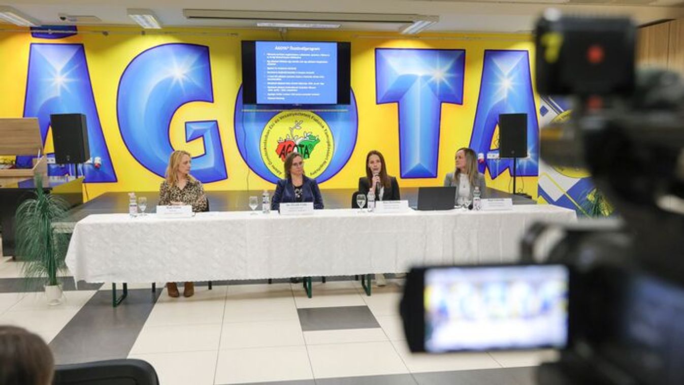 Szeged ad esélyt: új ösztöndíj hátrányos helyzetű fiataloknak