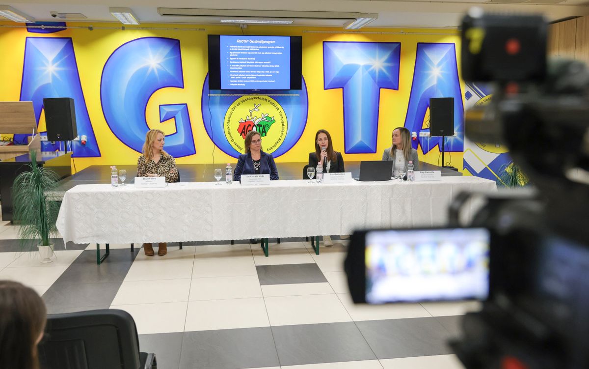 Szegedről indul új ösztöndíj a hátrányos fiatalok megsegítéséért