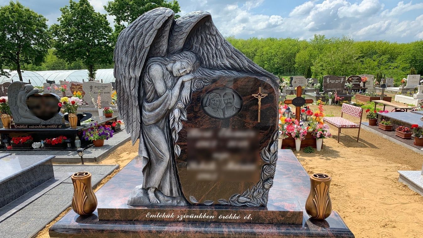 Modern emlékhelyek: lézervágott acél és a gránit harca Szegeden