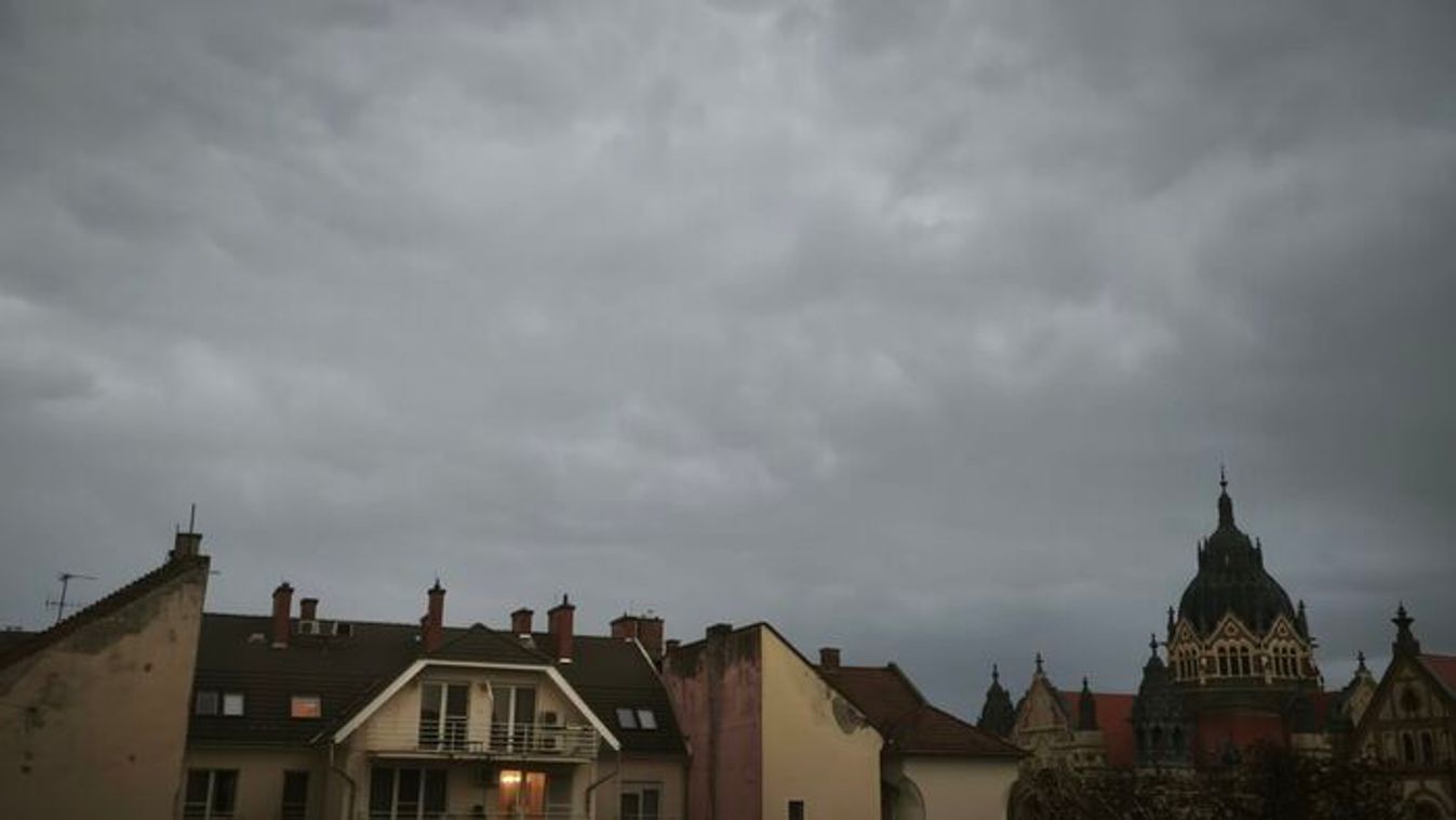 Sötétségbe borult Szeged, leszakadt az ég +videó