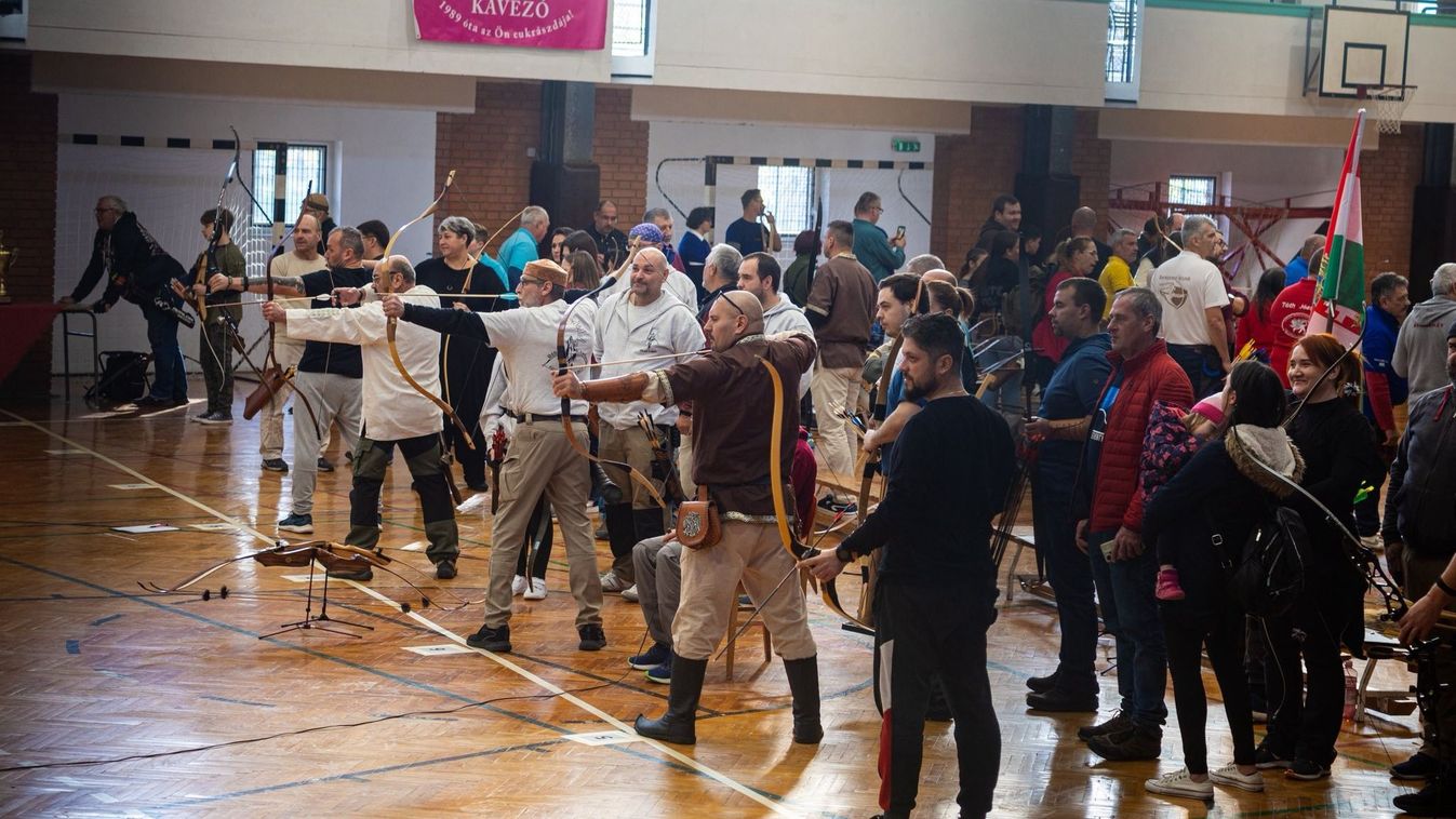 Régi hagyományt ápoltak: több mint százan ragadtak íjat és nyilat Dorozsmán