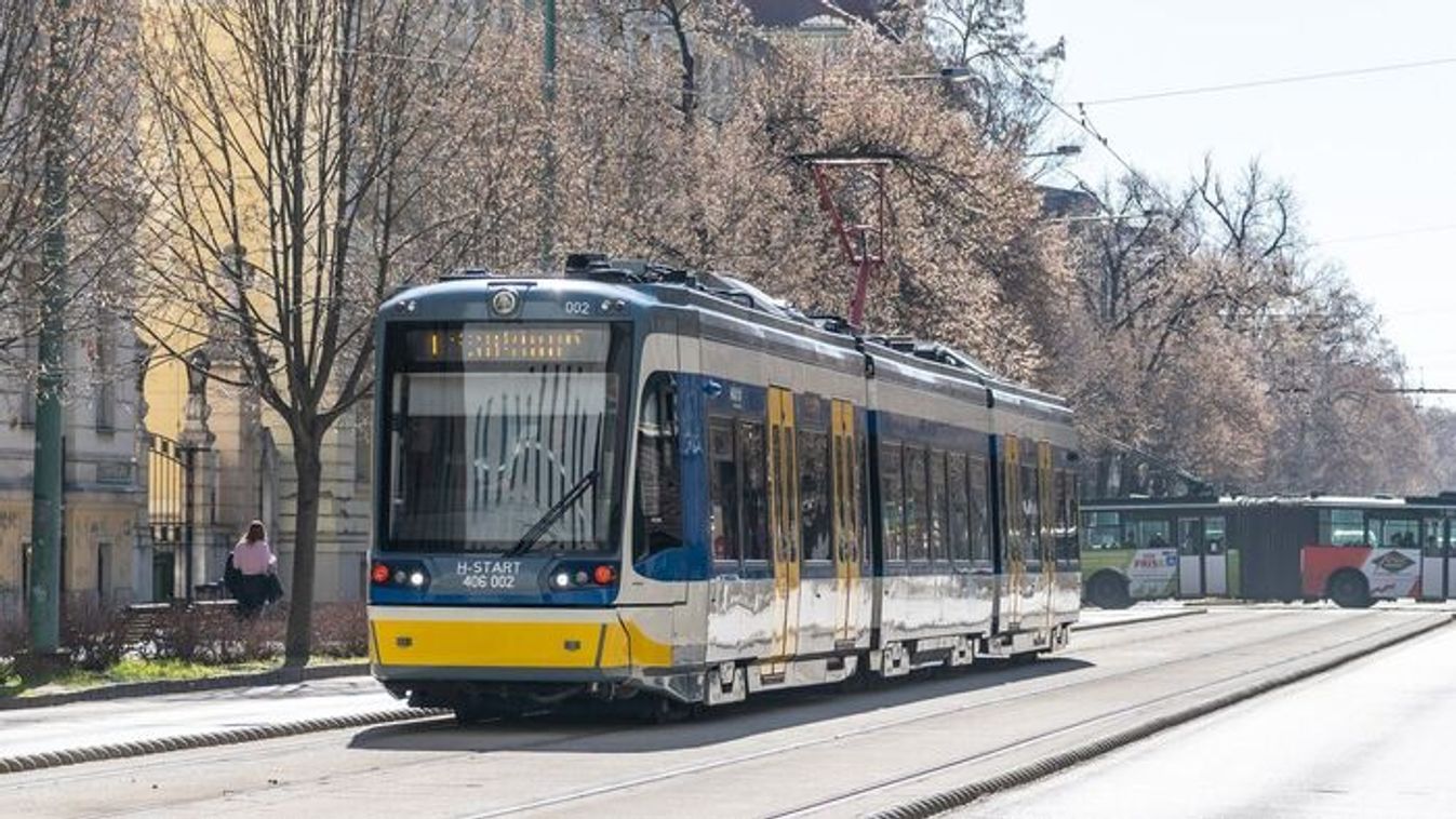 TramTrain: Négy éve gördül a síneken a zöld megoldás