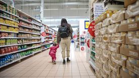 Ezt minden magyar család megérzi: újabb nagy árcsökkentést jelentett be a kormány +videó