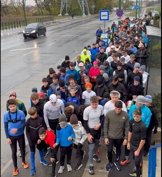 Hatalmas érdeklődés mellett indult el a szegedi jótékonysági futás