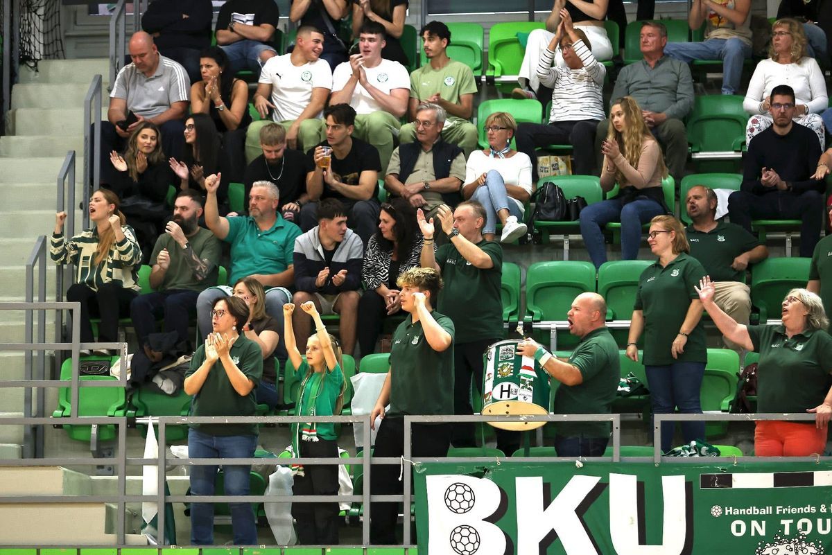 A szurkolók remélik, hogy ezt a csapat megérti. (Fotó: Kisalföld)