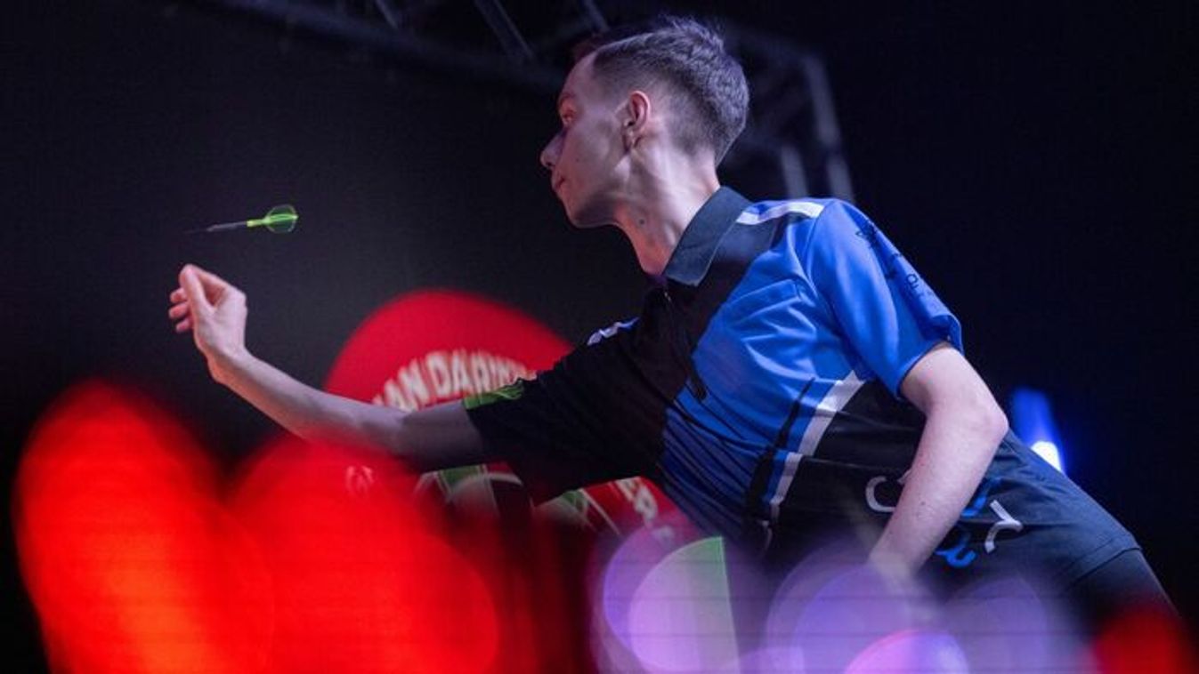 Történelmet írt, majd másnap kijutott a világbajnokságra a szegedi dartsos
