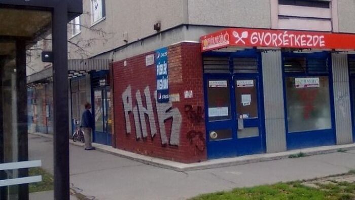 Pizzéria válthatja a régi kifőzdét Szegeden