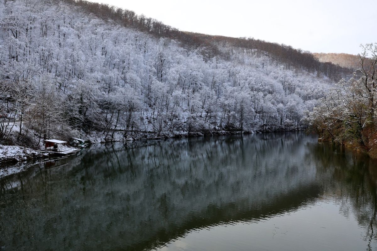 Míg az országban sokfelé havazik, továbbra is bizonytalan a havazás esélye a Dél-Alföldön. (Fotó: MTI/MTVA)