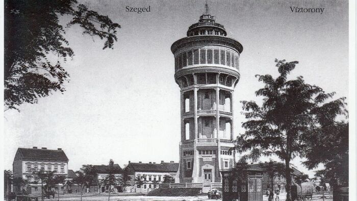 A Szent István téri víztorony építése: Szeged modern csodája
