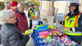 Rendőrségi akció: most Szegeden is ajándék a biztonságos közlekedés