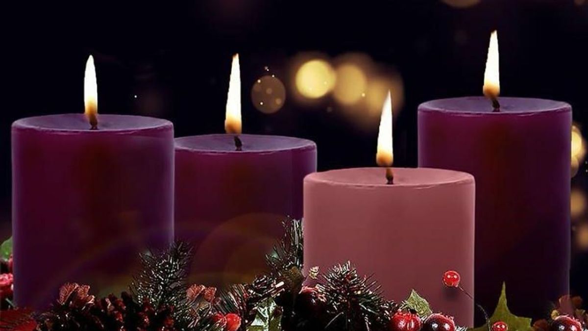 A drága darabok vásárlása helyett az otthon készült adventi koszorú a családi összetartást erősíti. (Fotó: SzegedMA)