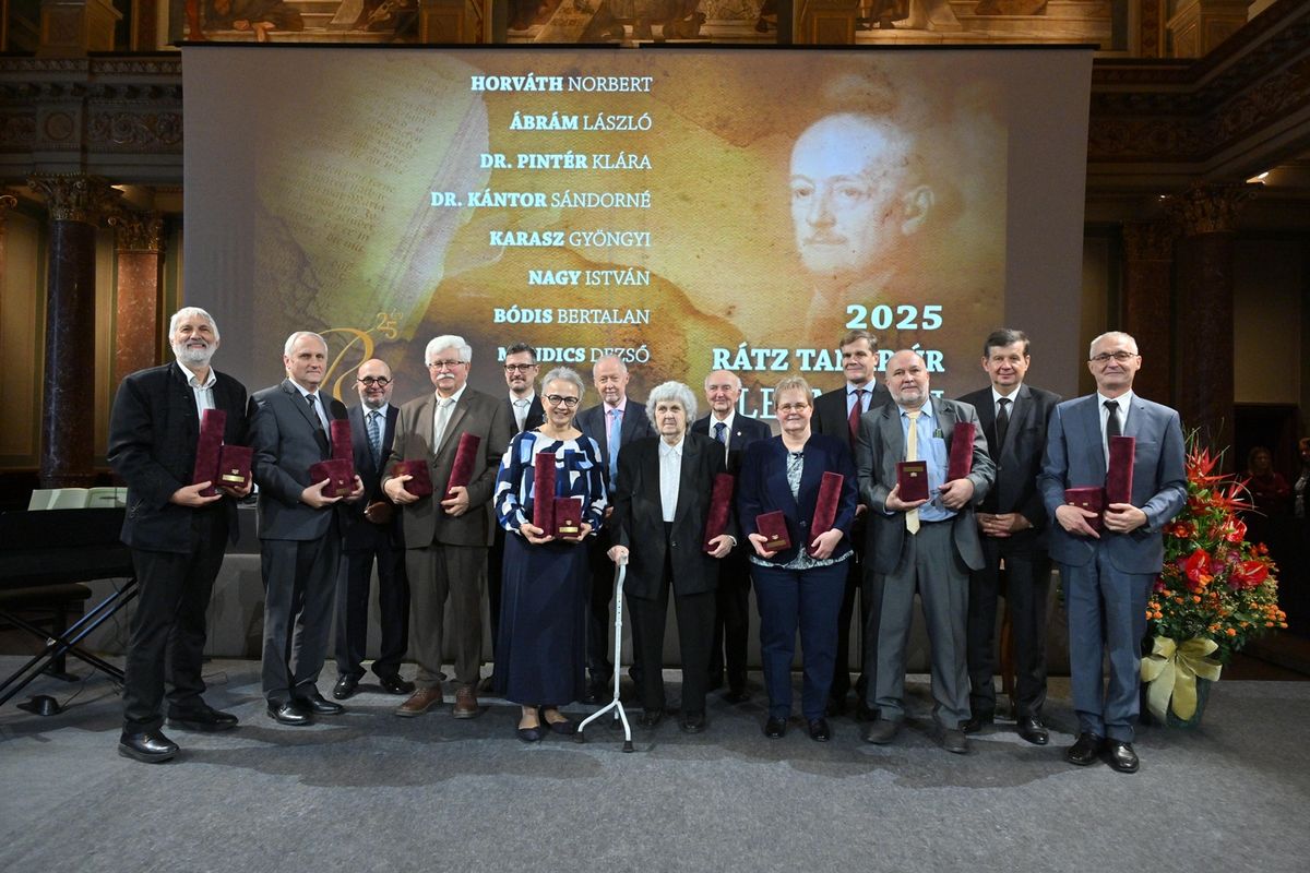 Szegedi oktató is életműdíjban részesült