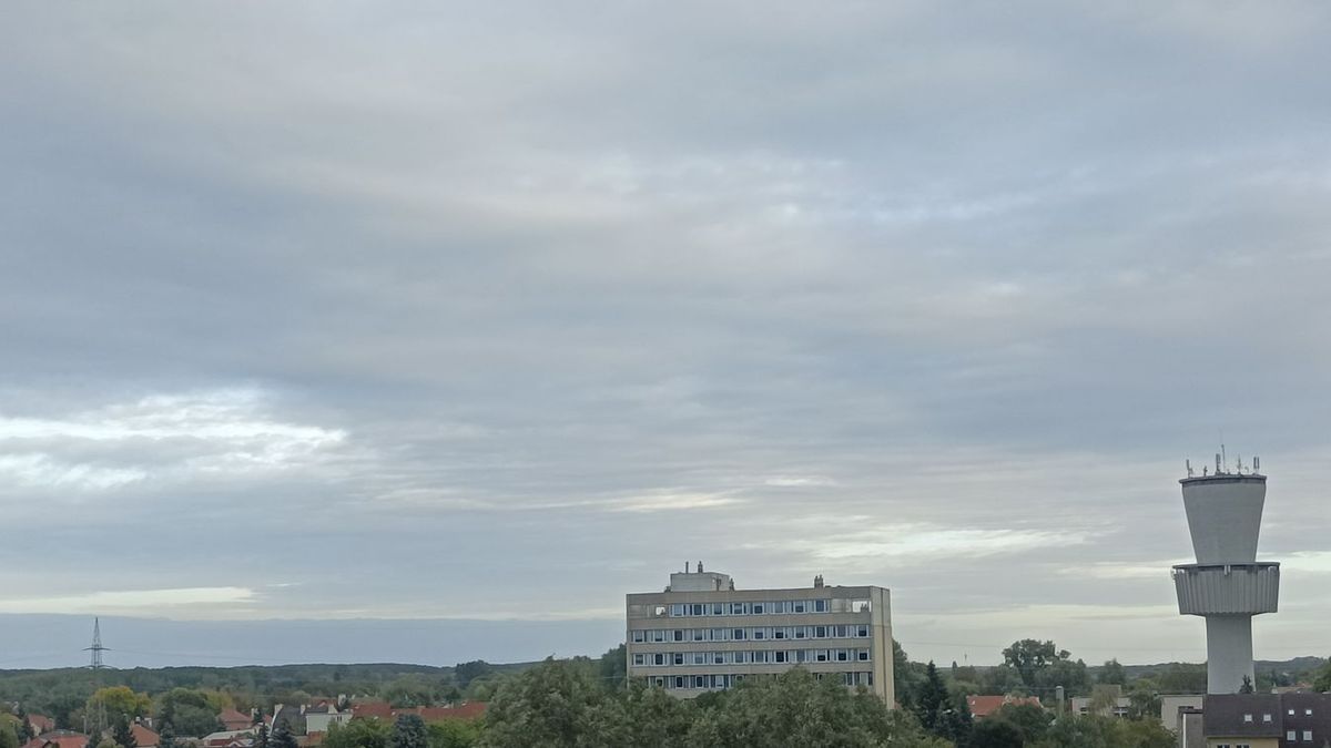 Szerdán sem tágít a nyírkos időjárás Szegedről. (Fotó: SzegedMA)