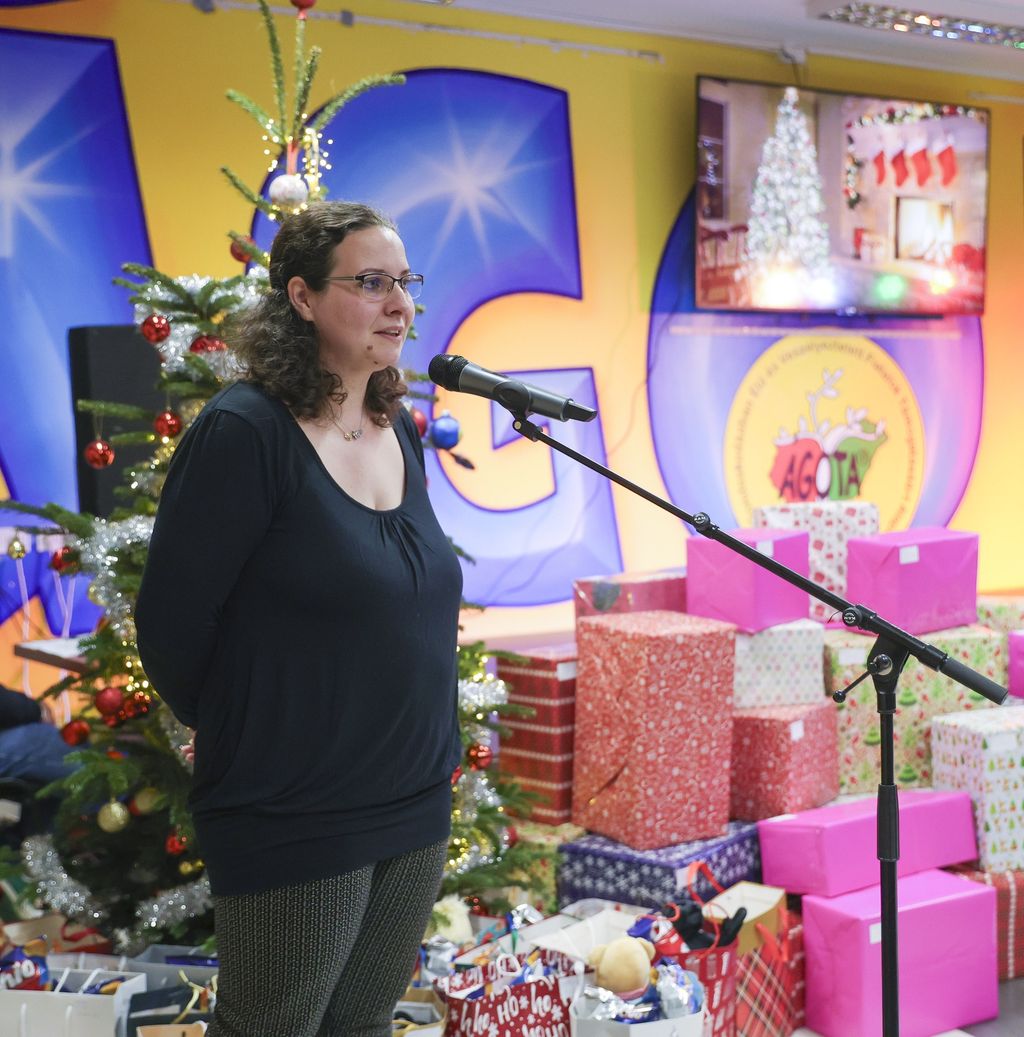 Szeged – 2025.12.18. ÁGOTA Játszóházas karácsonyi ünnepség a Csongor téri nagyteremben.
Képen: 
Fotó: Karnok Csaba (KC)