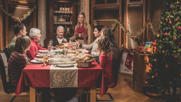 Ünnepi asztal, nyugodt hangulat: hogyan kerüljük el a konfliktusokat
