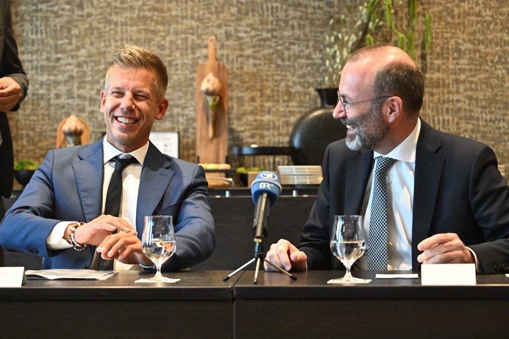 Magyar Péter és a Tisza Párt több ponton illeszkedik az európai liberális és néppárti értékrendhez. (Fotó: AFP)