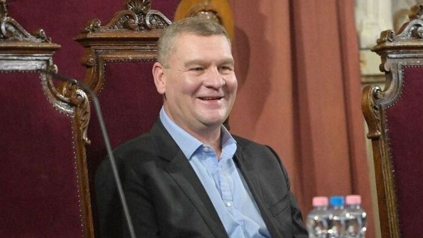 Nehéz terhet ró a városvezetés a szegedi vendéglátósokra