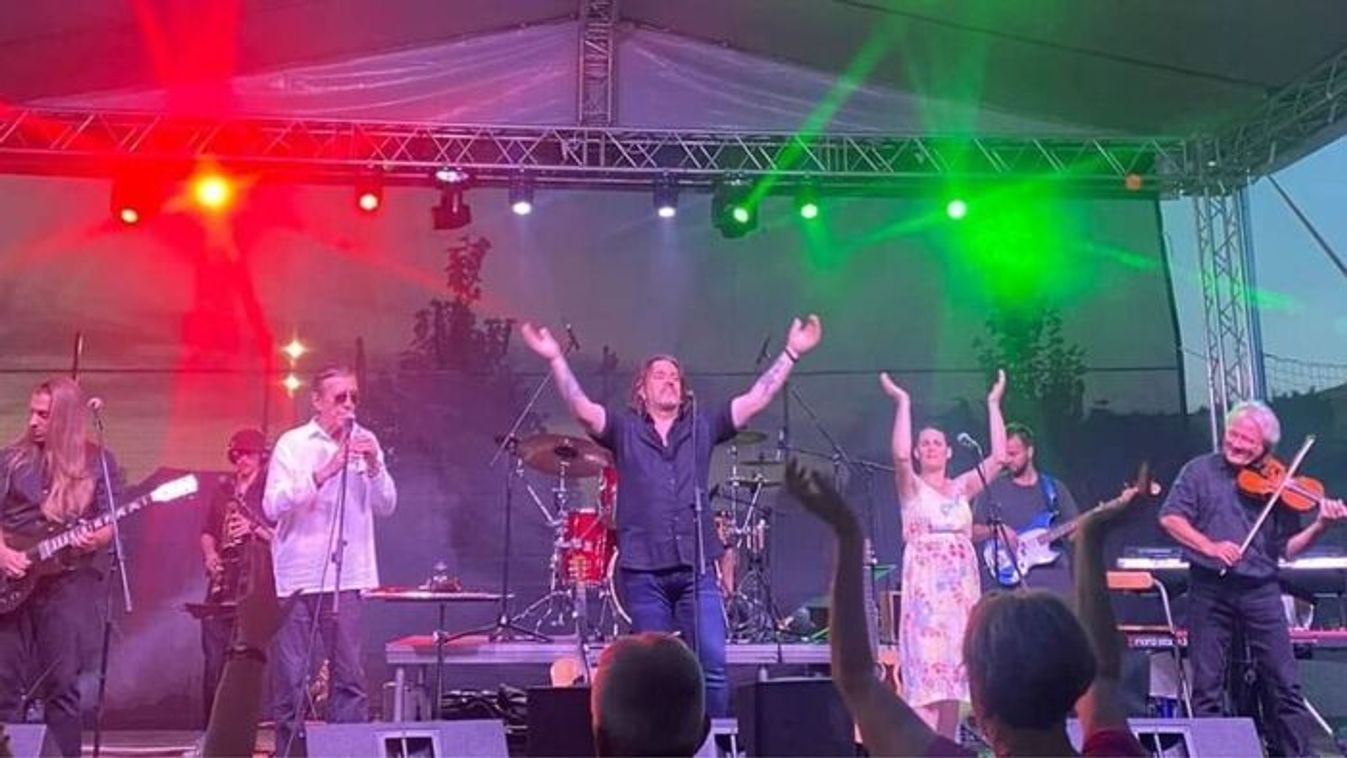 Zsombó ünnepre hangol: ikonikus zenekar ad ajándékkoncertet