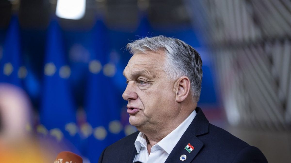 Orbán Viktor mindenhol szívesen látott vendég. (Fotó: AFP)