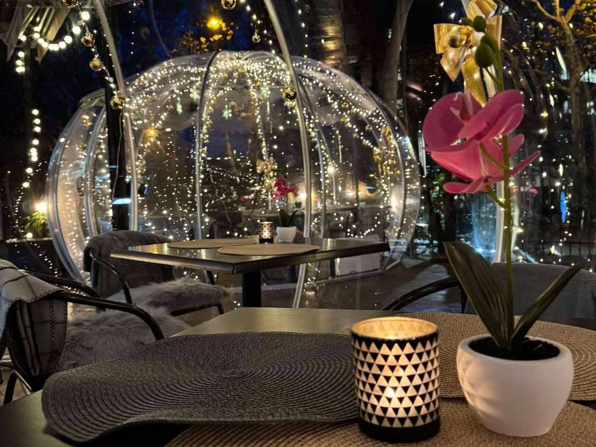 Különleges igluhoz hasonló élményben lehet részük a szegedieknek. (Fotó: Gourmet Garden Sushi & Sea Étterem)