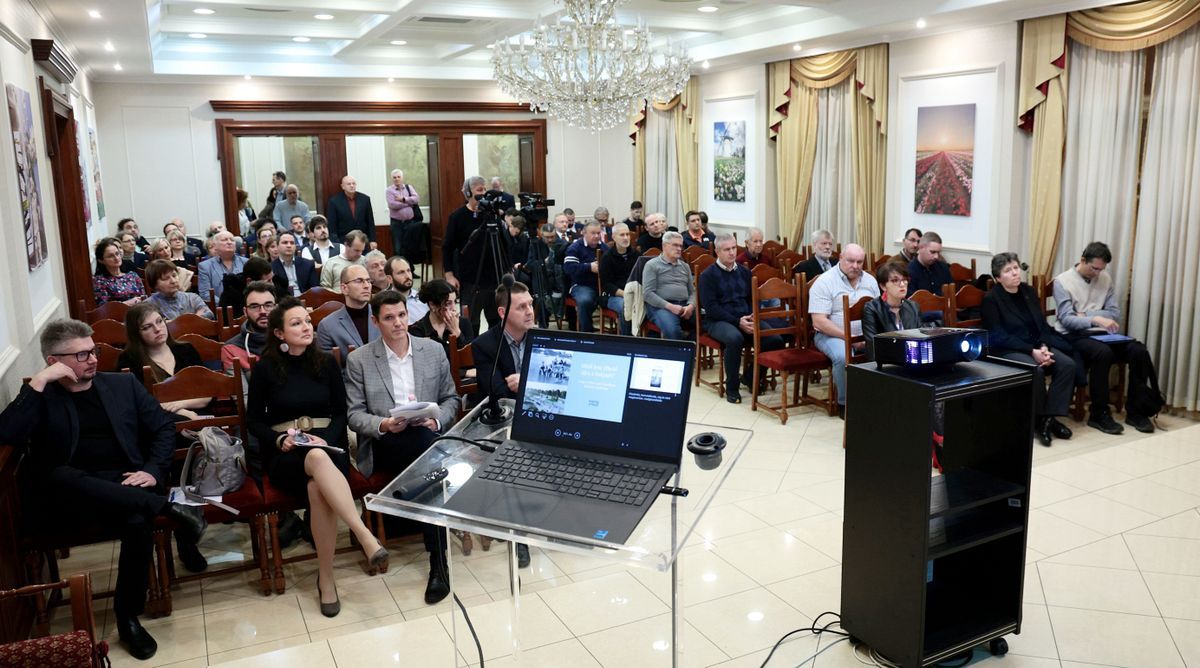 Komoly vitákat váltottak ki a rakpart látványtervei. (Fotó: Gémes Sándor/DM)