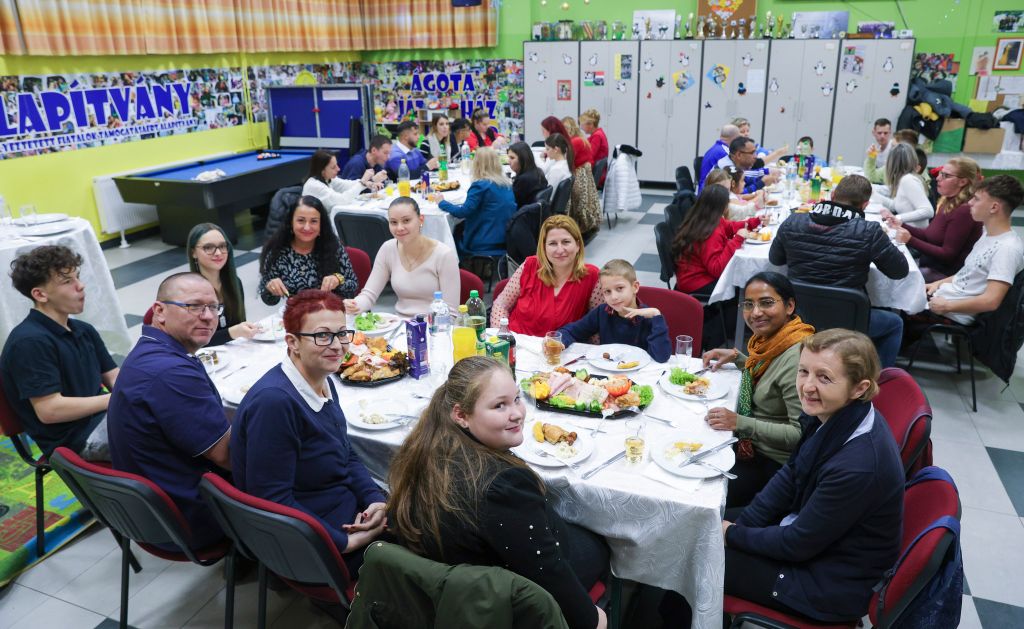 Szeged – 2025.12.18. ÁGOTA Játszóházas karácsonyi ünnepség a Csongor téri nagyteremben.
Képen: 
Fotó: Karnok Csaba (KC)