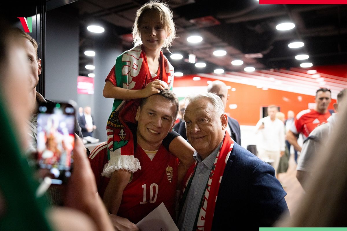 Újabb fotóválogatást tett közzé Orbán Viktor a közösségi oldalán