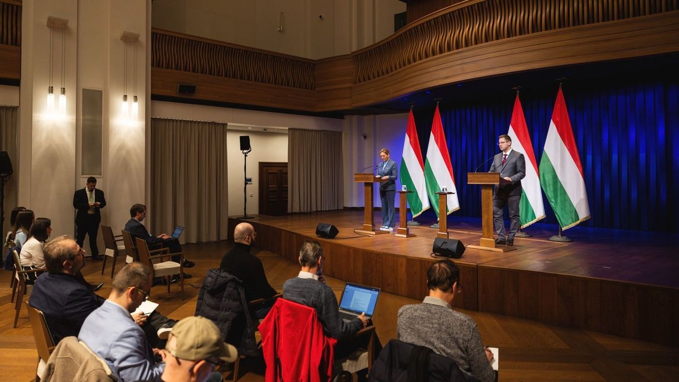 Gulyás Gergely: Semmilyen nyomásra nem fogadunk be migránsokat +videó