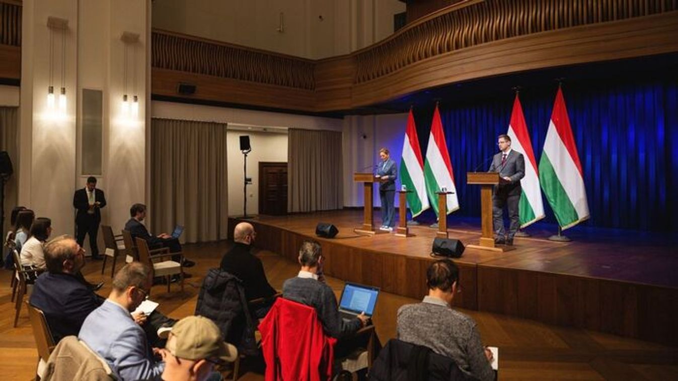 Gulyás Gergely: Semmilyen nyomásra nem fogadunk be migránsokat +videó