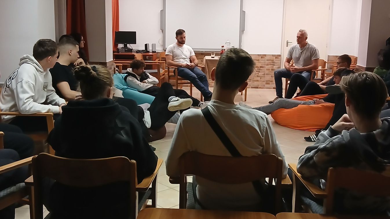 Világbajnok kajakos motiválta a szegedi kollégistákat +fotók