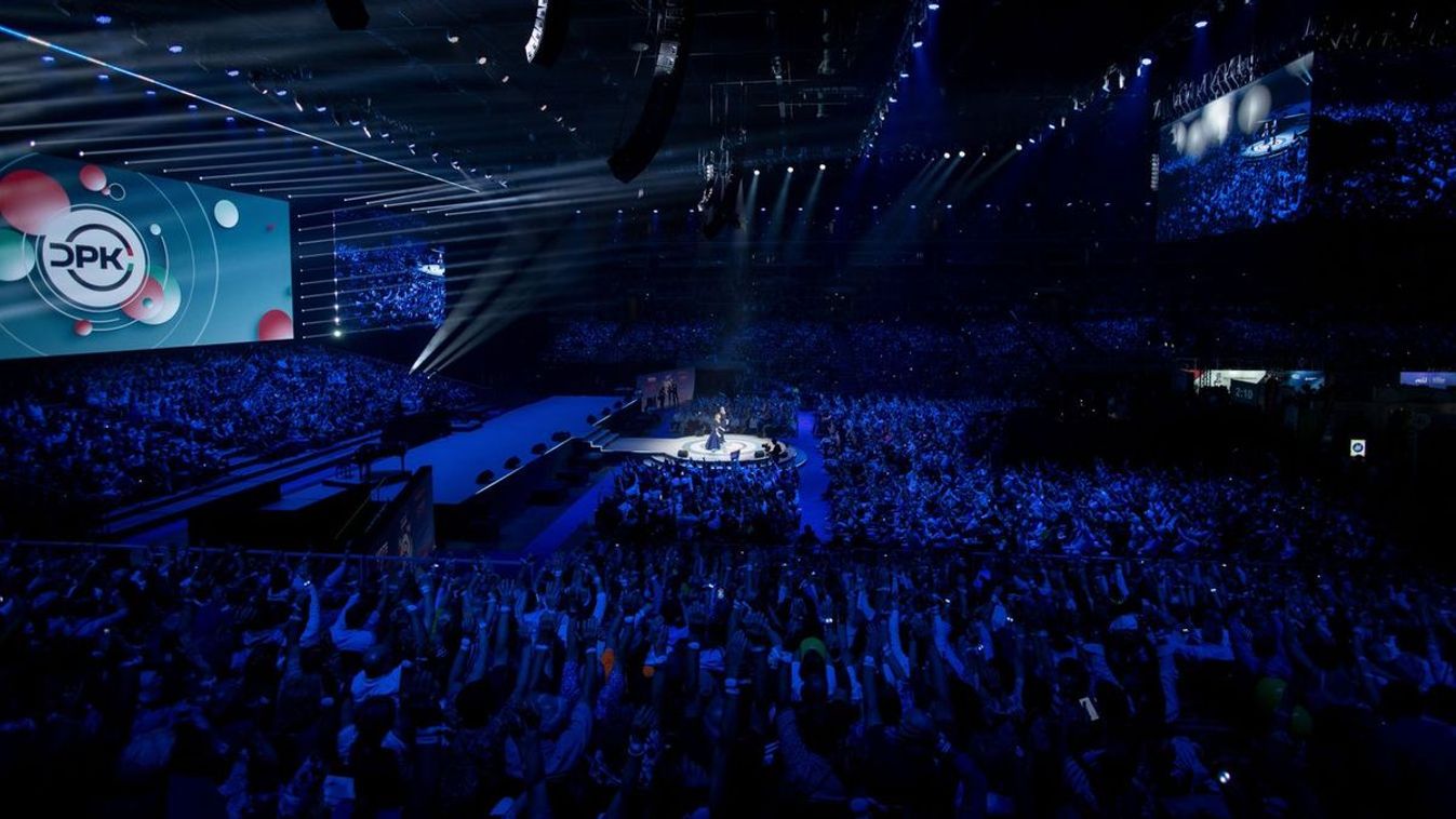 Szeged készen áll: elkészült a DPK nagygyűlés helyszíne +videó