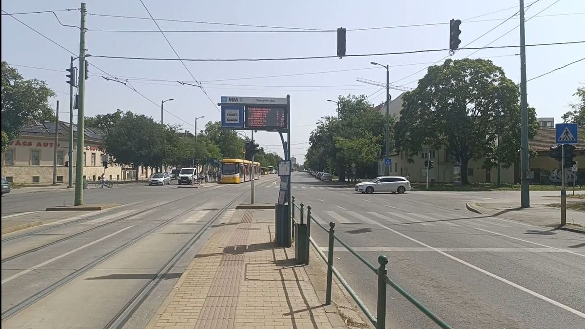 A LED-kijelzők átmeneti üzemkiesésével kell számolni több szegedi villamosmegállóban