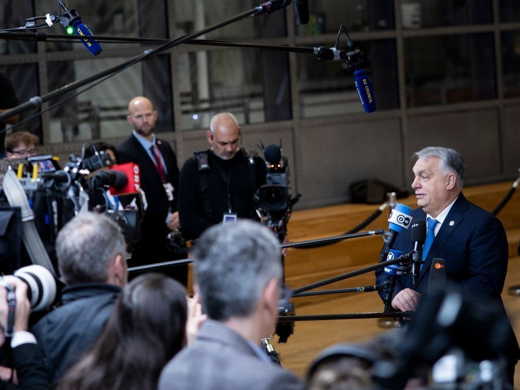 Orbán Viktor a sorsdöntő uniós csúcson harcol a magyarokért