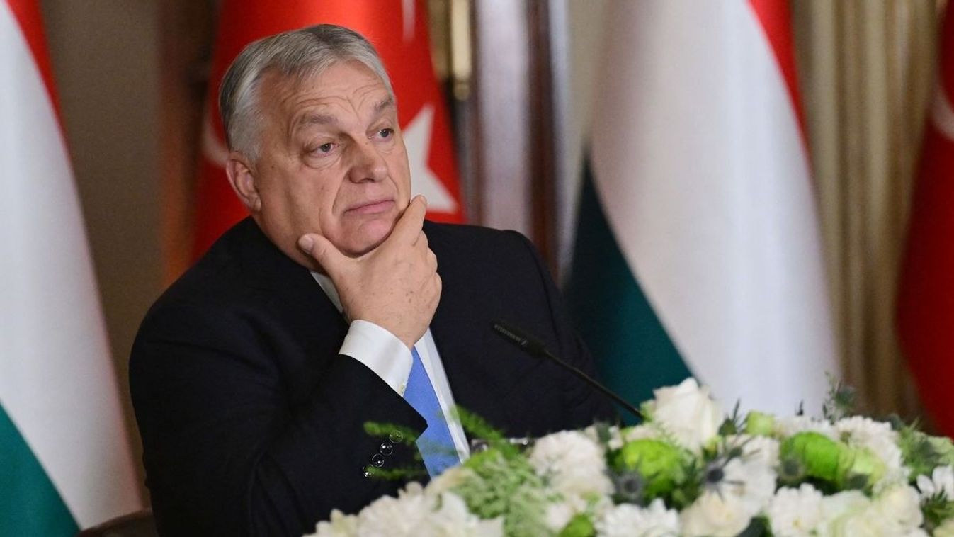 Orbán Viktor szerint Brüsszel magyarországi megbízottjai hátba támadják a magyarokat