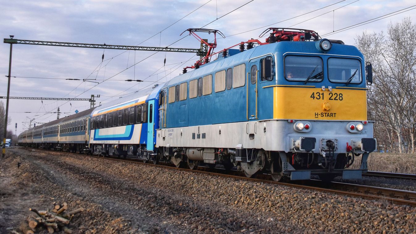 Fontos változtatásokkal készül a MÁV az újévi közlekedésre