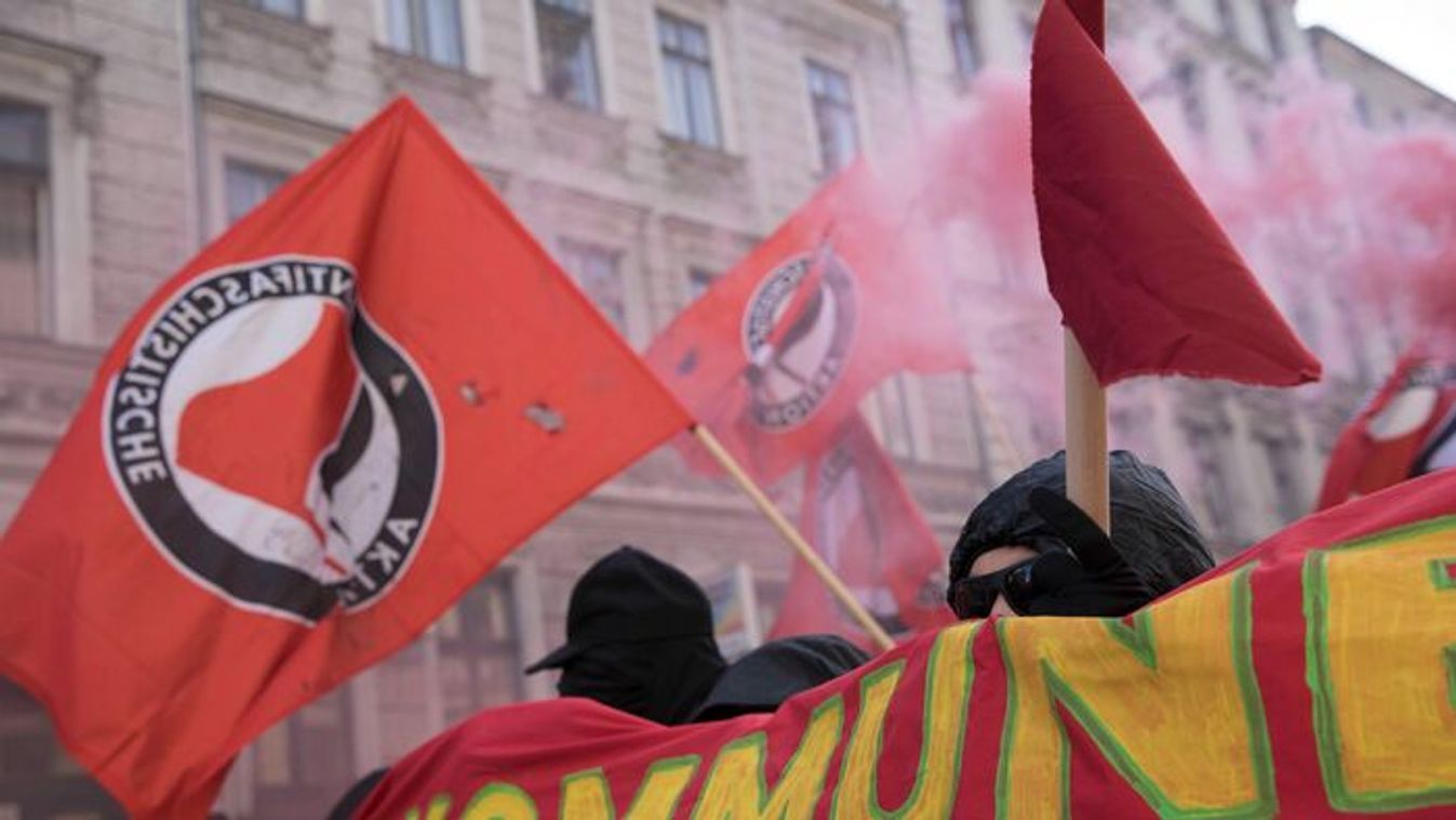 A kormány az Antifa mozgalom terrorszervezetté nyilvánítását kezdeményezte az EU-ban