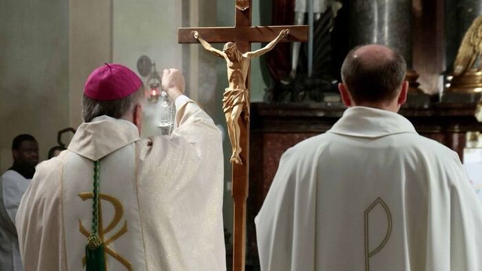 Méltóságteljes ünnepséggel zárult le a szentév Szegeden